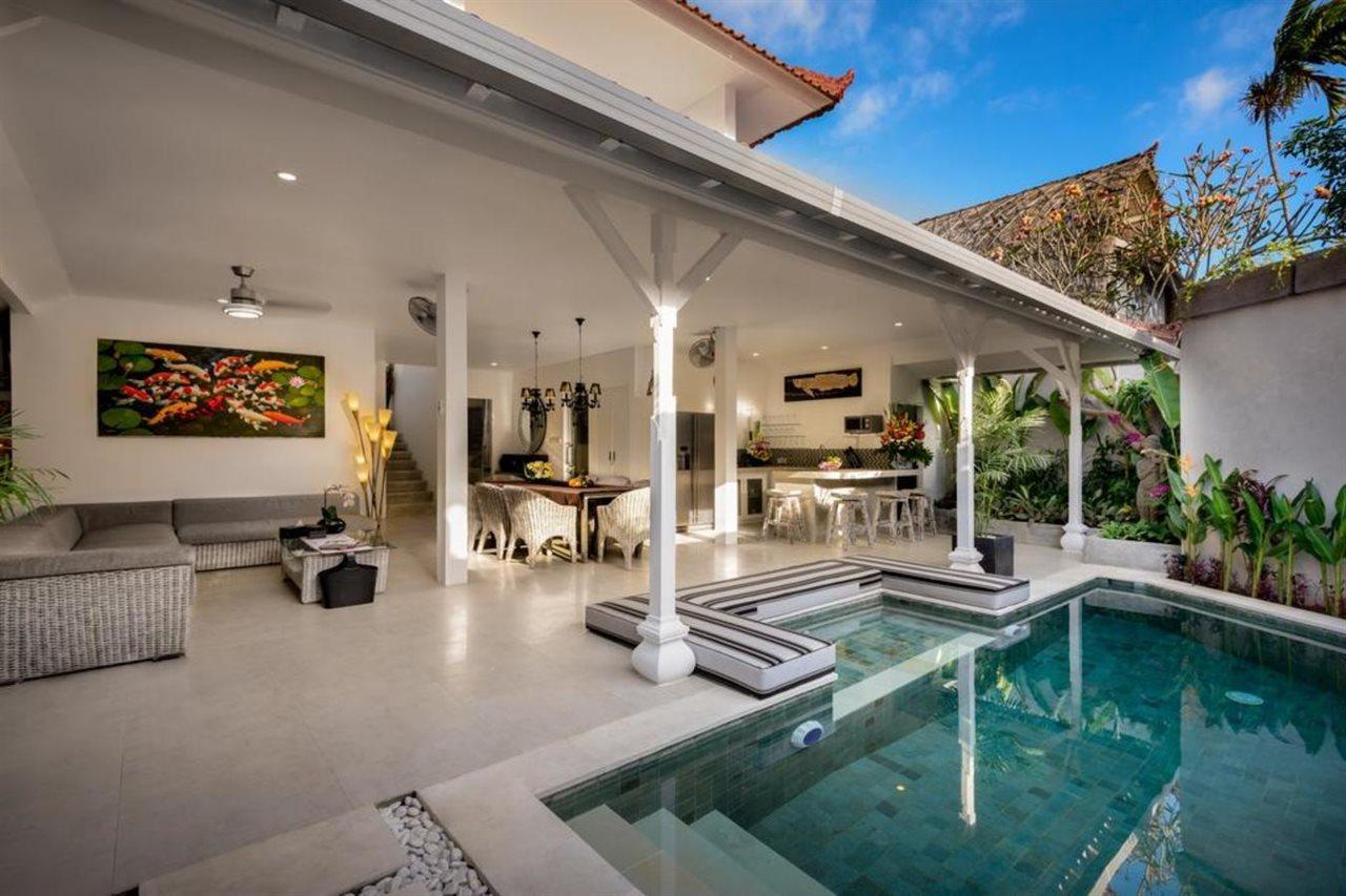 Ozamiz Villa Seminyak By Villas R Us 外观 照片
